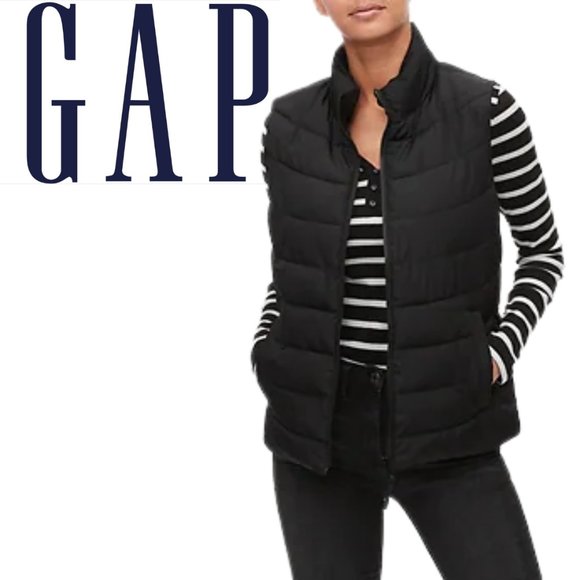 GAP Jackets & Blazers - NWT Women's Gap Black Puffer Vest Jacket SZ: Small